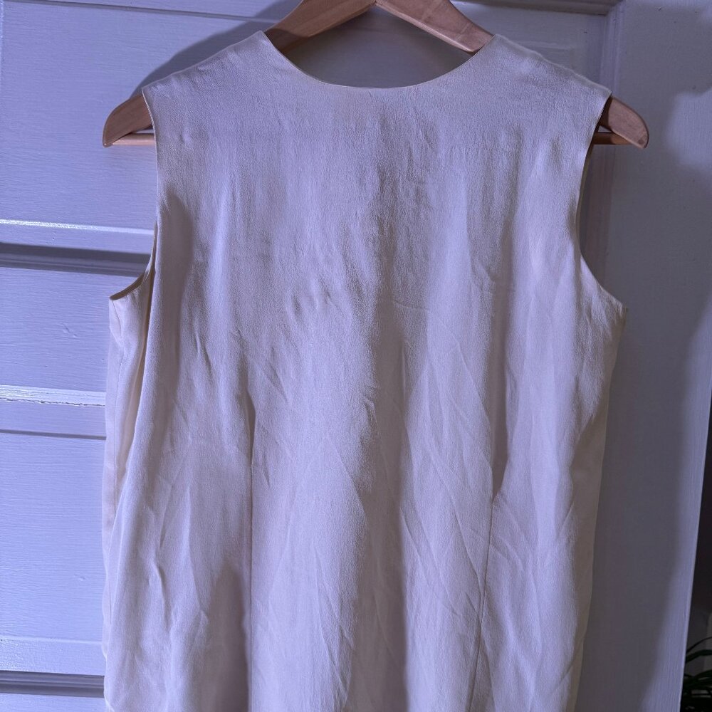 Casual Corner sleeveless 100% silk top, size Small